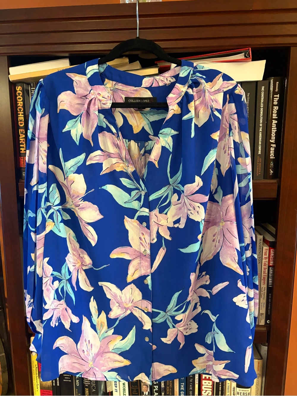 Colleen Lopez Blue Floral V-Neck Blouse
